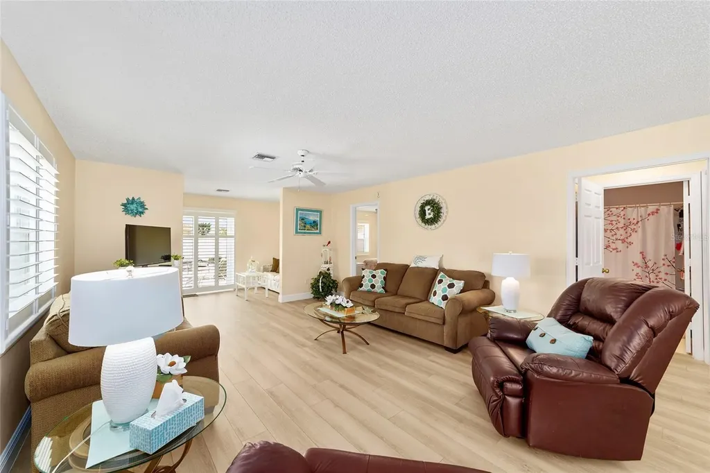 911 Medira Drive Lady Lake FL 32159