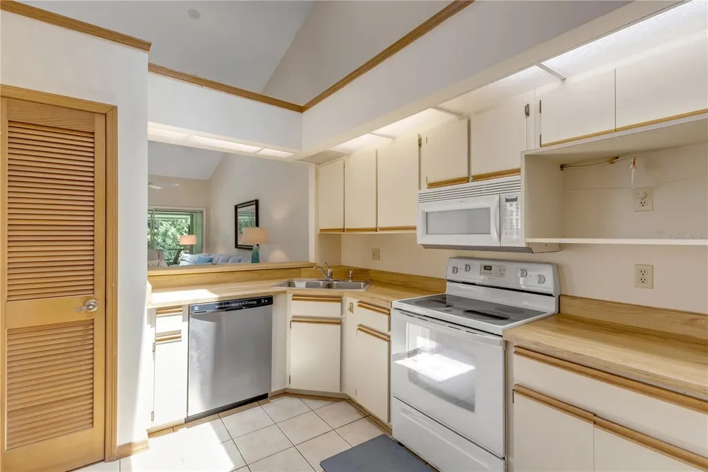 937 Meadow View Drive Port Orange FL 32127