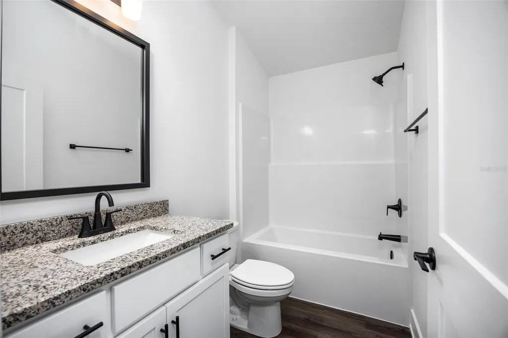 2572 SW 250th Terrace Newberry FL 32669