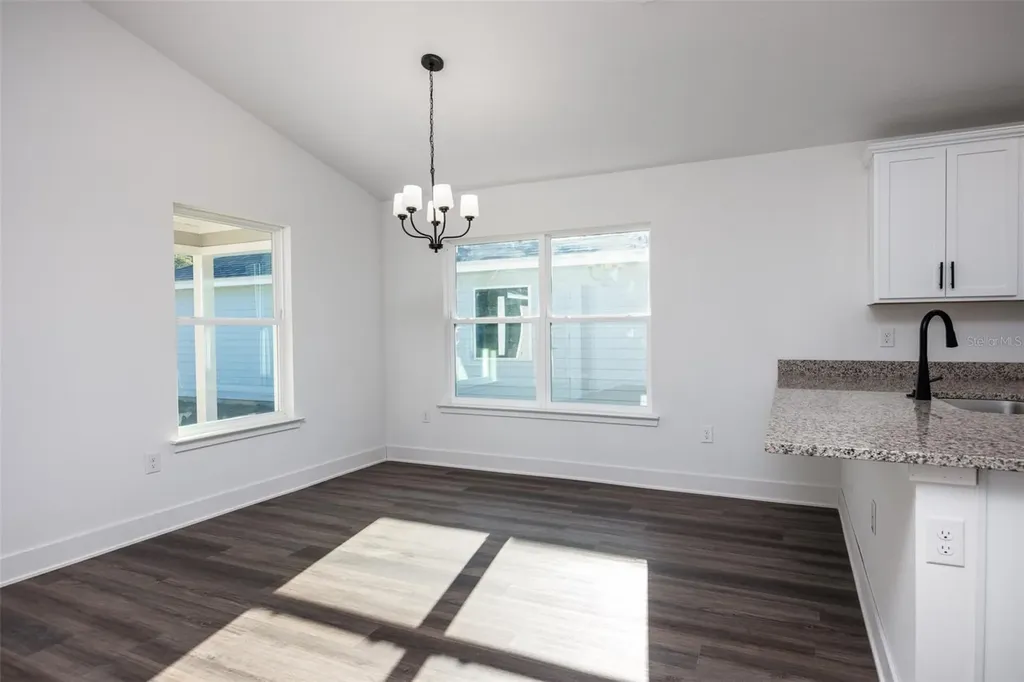 2572 SW 250th Terrace Newberry FL 32669