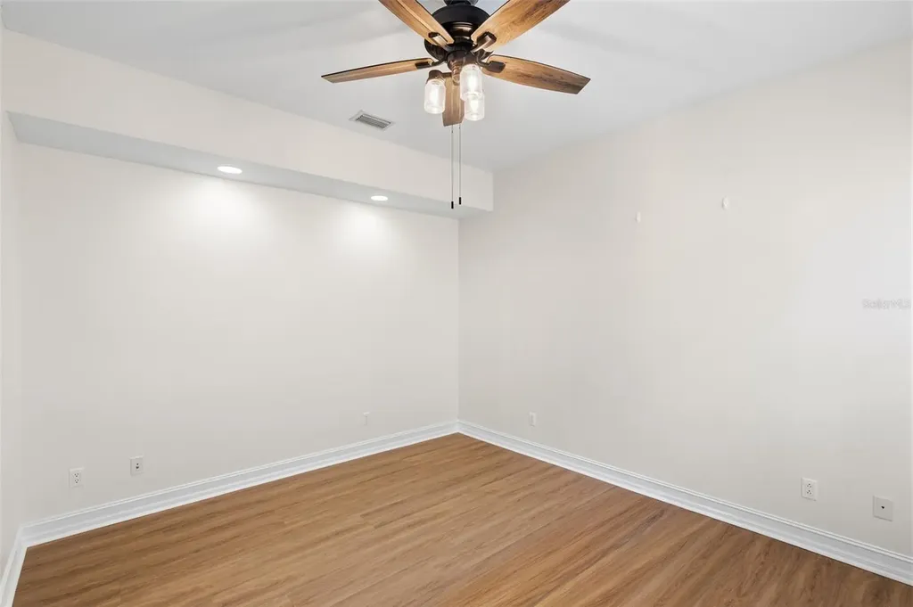 9985 Sago Point Drive Largo FL 33777