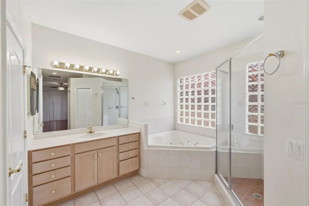 9985 Sago Point Drive Largo FL 33777