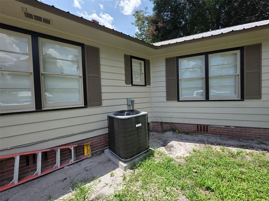 2104 Crill Avenue Palatka FL 32177