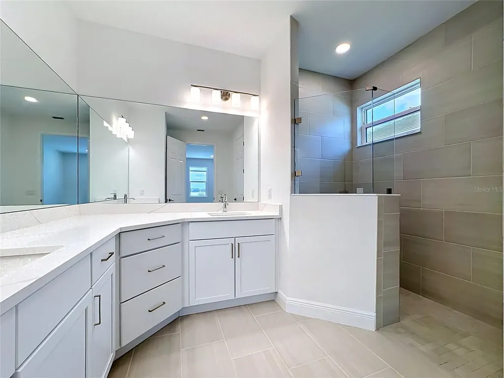 255 Monet Trail Bradenton FL 34212