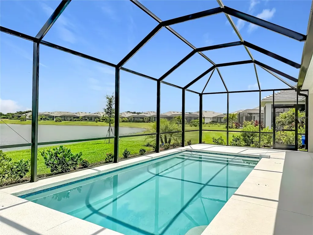 255 Monet Trail Bradenton FL 34212