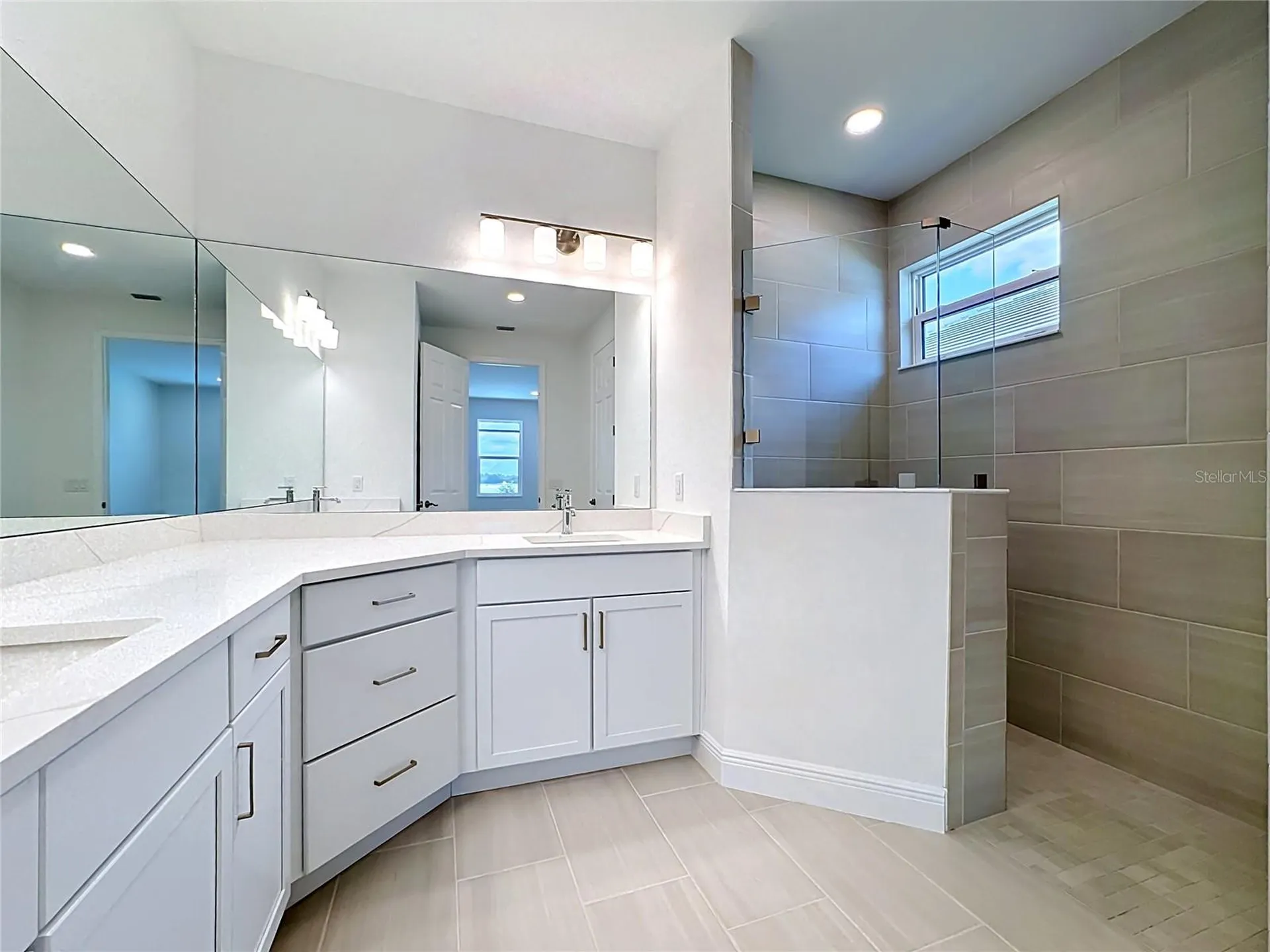 255 Monet Trail Bradenton FL 34212