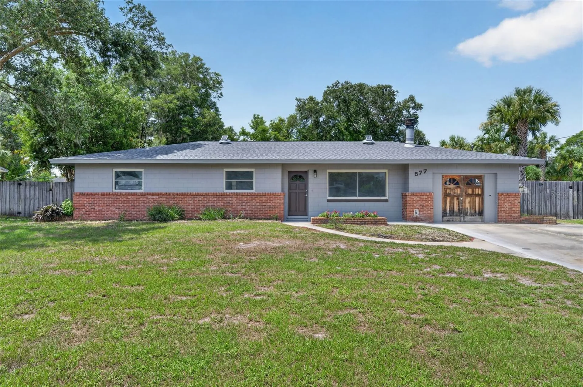 577 Parkdale Court Deland FL 32724