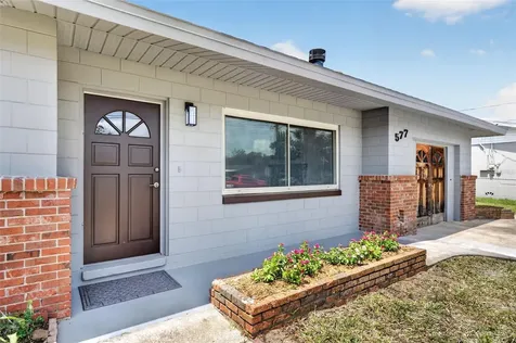 577 Parkdale Court Deland FL 32724