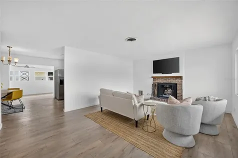 577 Parkdale Court Deland FL 32724