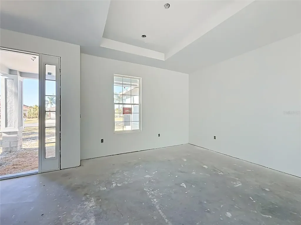 9040 Evelyn Road Englewood FL 34224