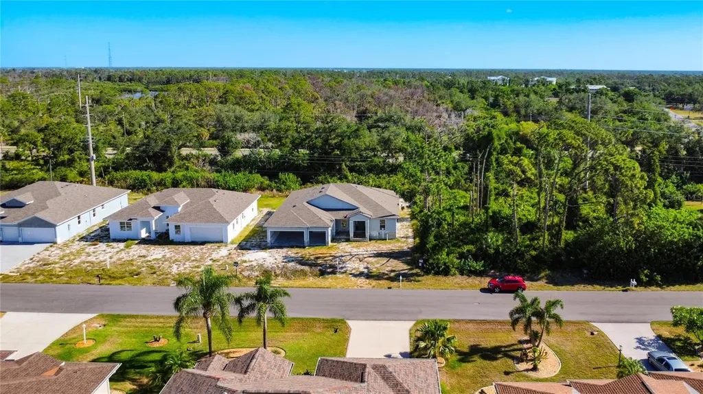9040 Evelyn Road Englewood FL 34224
