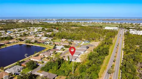 9040 Evelyn Road Englewood FL 34224