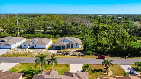 9040 Evelyn Road Englewood FL 34224