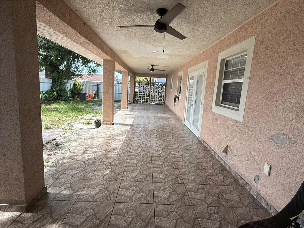6820 N Himes Avenue Tampa FL 33614