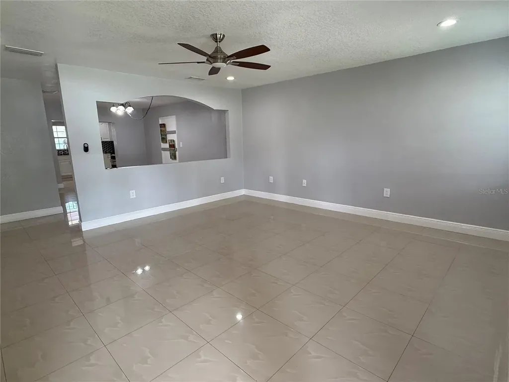 6820 N Himes Avenue Tampa FL 33614