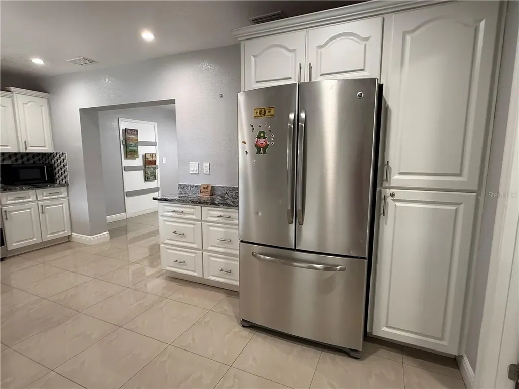6820 N Himes Avenue Tampa FL 33614