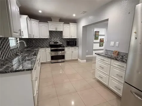 6820 N Himes Avenue Tampa FL 33614