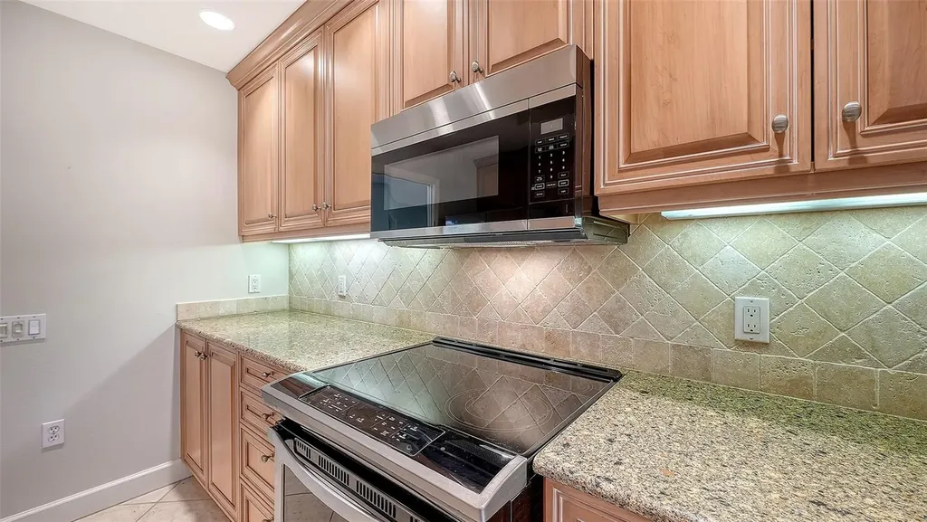 5211 Parisienne Place Sarasota FL 34238