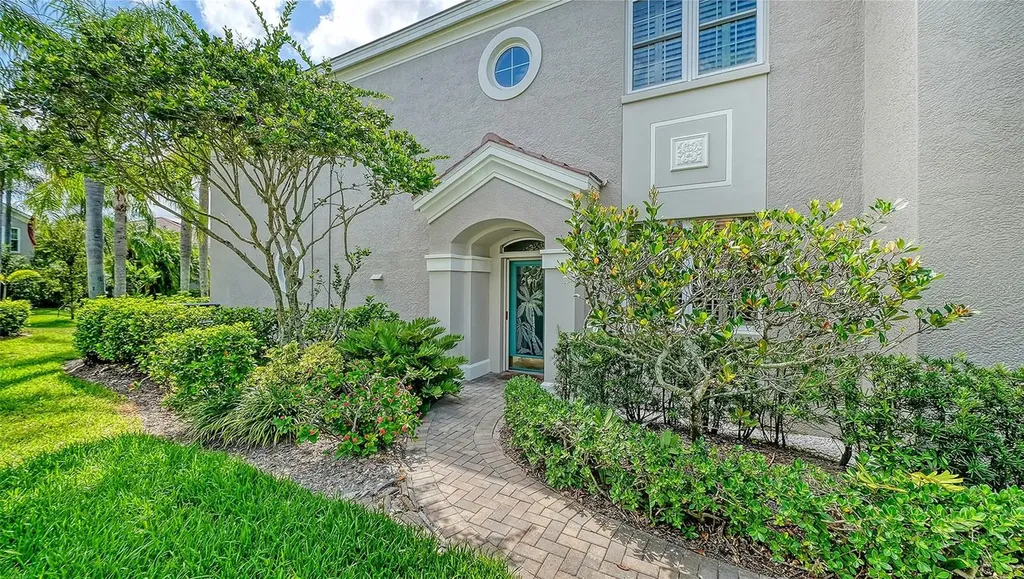 5211 Parisienne Place Sarasota FL 34238