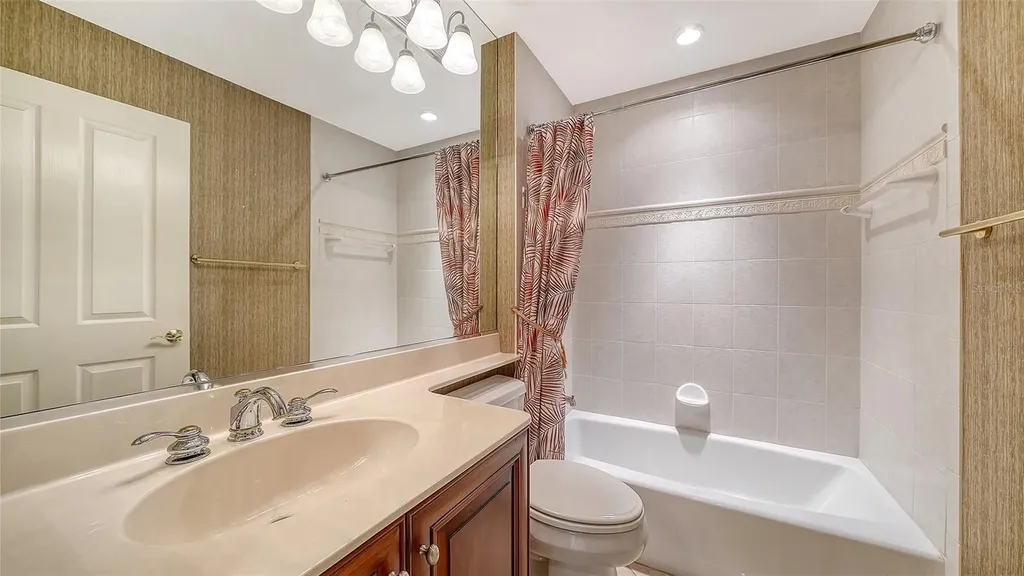 5211 Parisienne Place Sarasota FL 34238