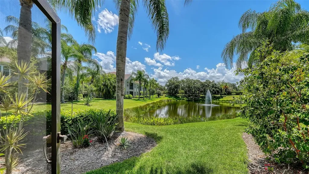 5211 Parisienne Place Sarasota FL 34238