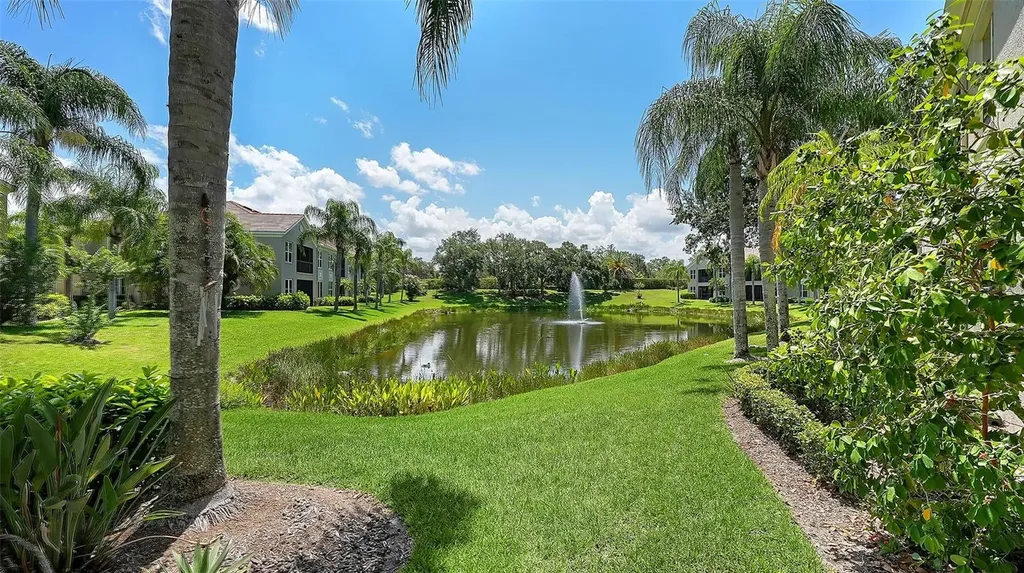 5211 Parisienne Place Sarasota FL 34238