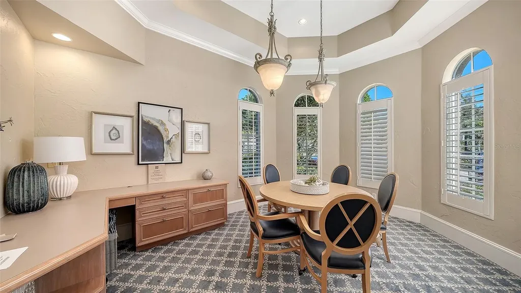 5211 Parisienne Place Sarasota FL 34238