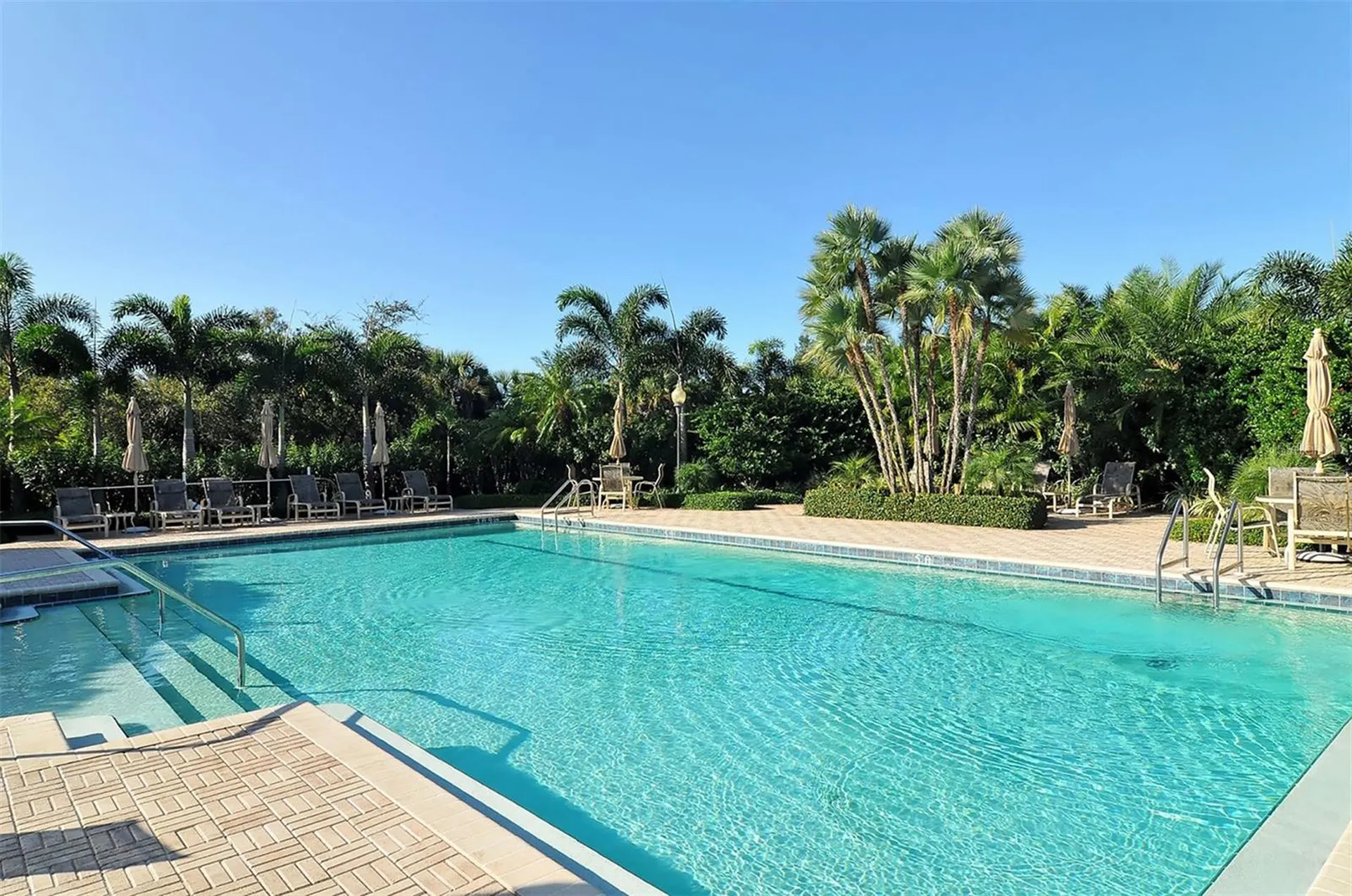5211 Parisienne Place Sarasota FL 34238