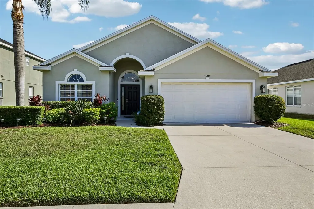 4907 58th Terrace E Bradenton FL 34203