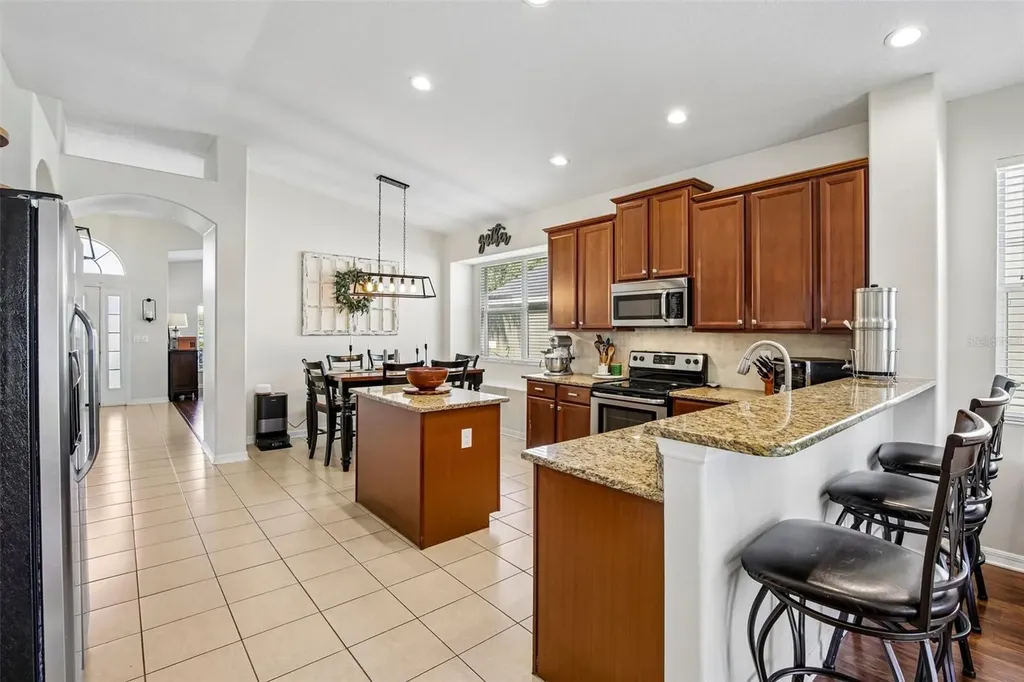 4907 58th Terrace E Bradenton FL 34203
