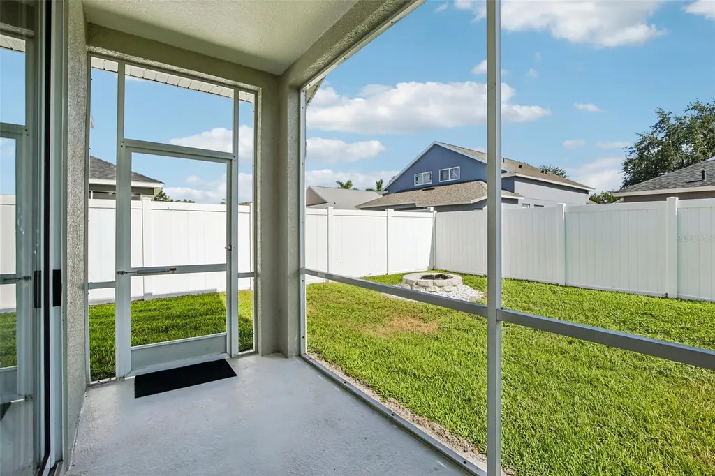 4907 58th Terrace E Bradenton FL 34203