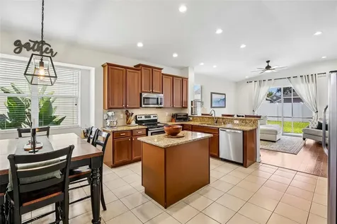 4907 58th Terrace E Bradenton FL 34203