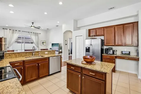 4907 58th Terrace E Bradenton FL 34203