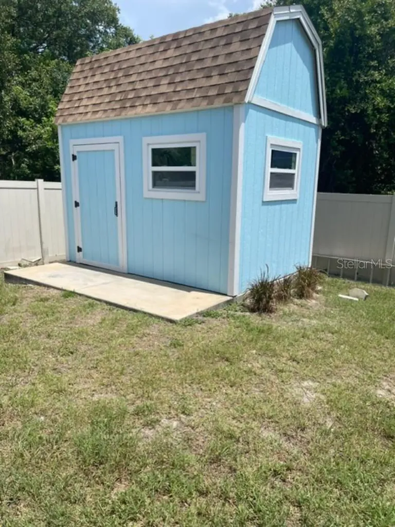 1713 Mapleleaf Boulevard Oldsmar FL 34677