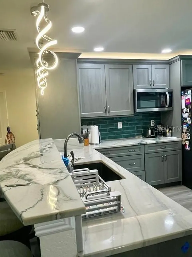 1713 Mapleleaf Boulevard Oldsmar FL 34677
