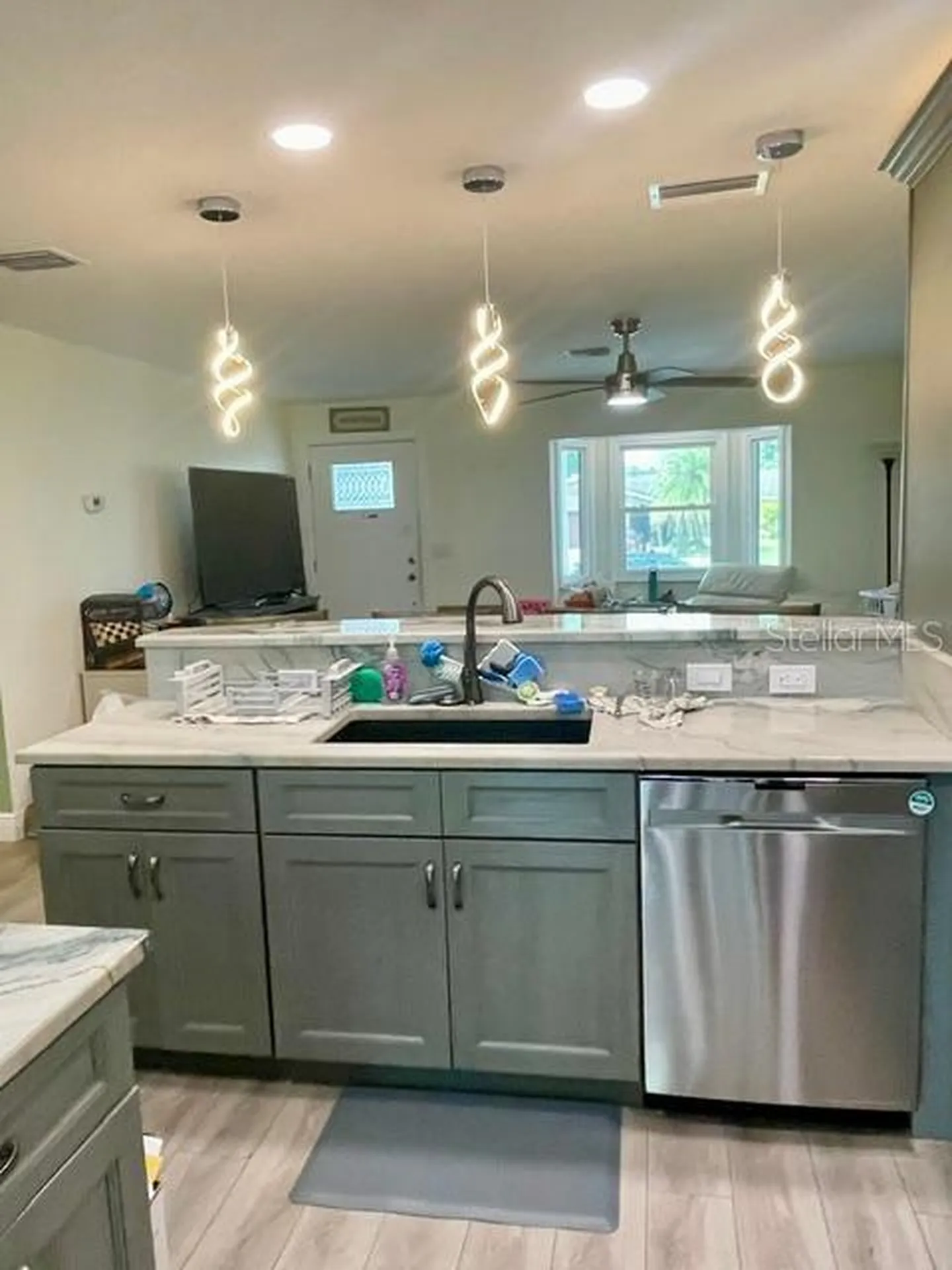 1713 Mapleleaf Boulevard Oldsmar FL 34677