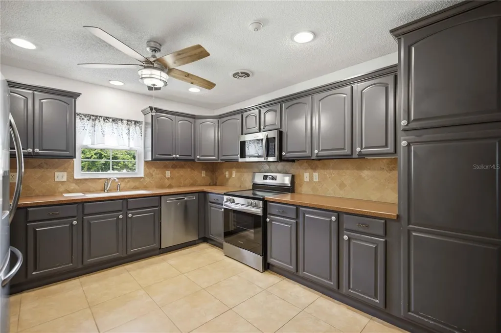 17676 SE 102nd Circle Summerfield FL 34491