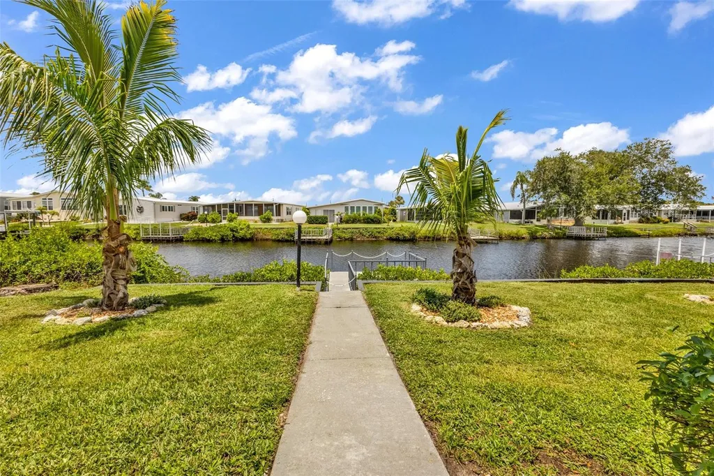 114 Martinique Road North Port FL 34287