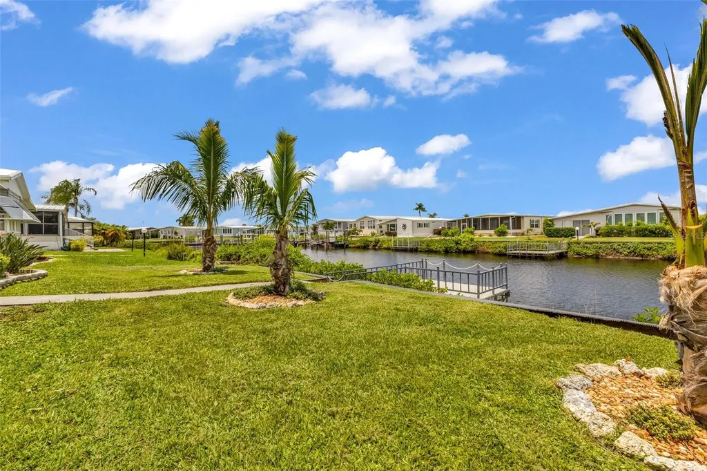 114 Martinique Road North Port FL 34287
