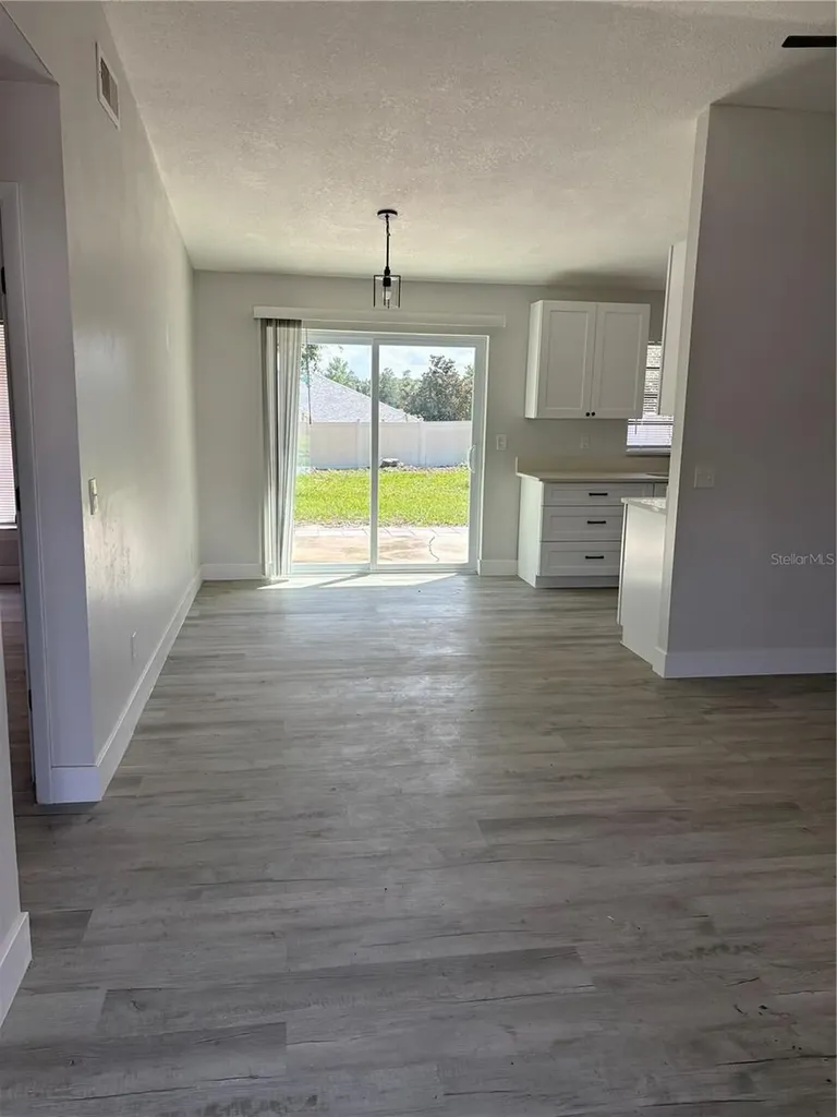2711 Dristol Lane Deltona FL 32738