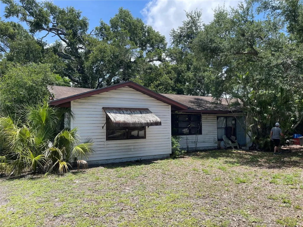 1311 S Brink Avenue Sarasota FL 34239