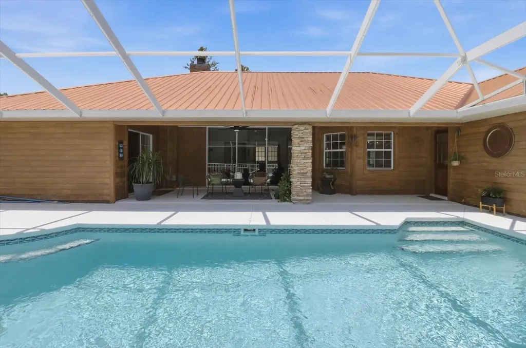 12143 NE 47th Place Silver Springs FL 34488