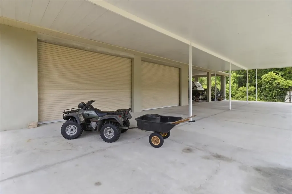 12143 NE 47th Place Silver Springs FL 34488