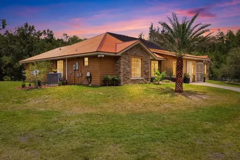 12143 NE 47th Place Silver Springs FL 34488