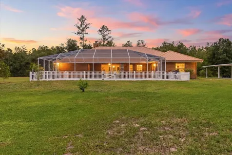 12143 NE 47th Place Silver Springs FL 34488