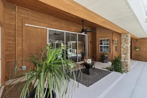 12143 NE 47th Place Silver Springs FL 34488