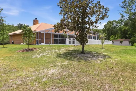 12143 NE 47th Place Silver Springs FL 34488