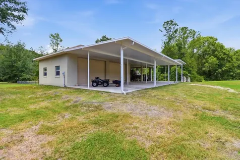 12143 NE 47th Place Silver Springs FL 34488