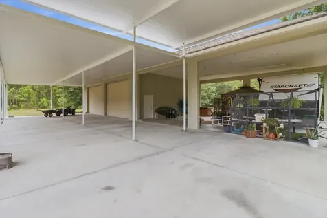 12143 NE 47th Place Silver Springs FL 34488