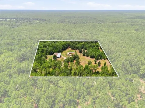 12143 NE 47th Place Silver Springs FL 34488